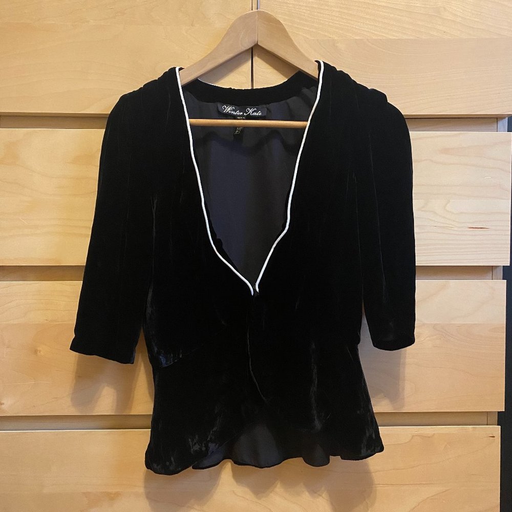 WINTER KATE BLACK VELVET SHORT SLEEVE BLAZER